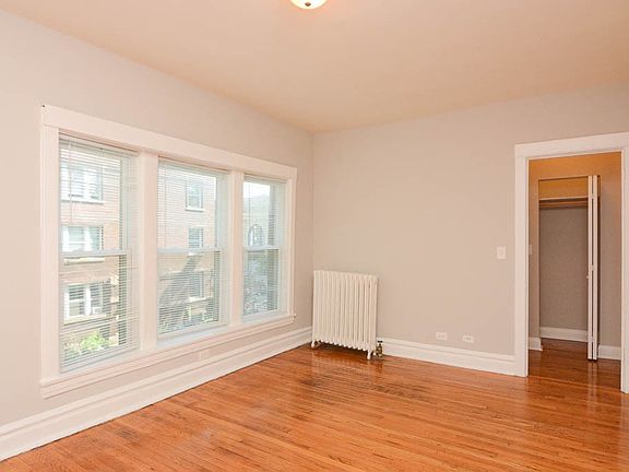 5th image of 4708 N Racine Ave #E4