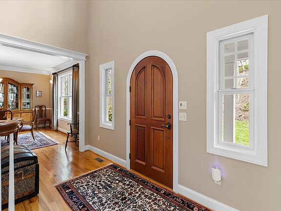 4th image of 530 Wood Haven Ct
