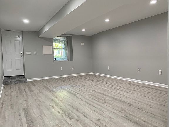 3rd image of 1314 Girard St NW APT Basement