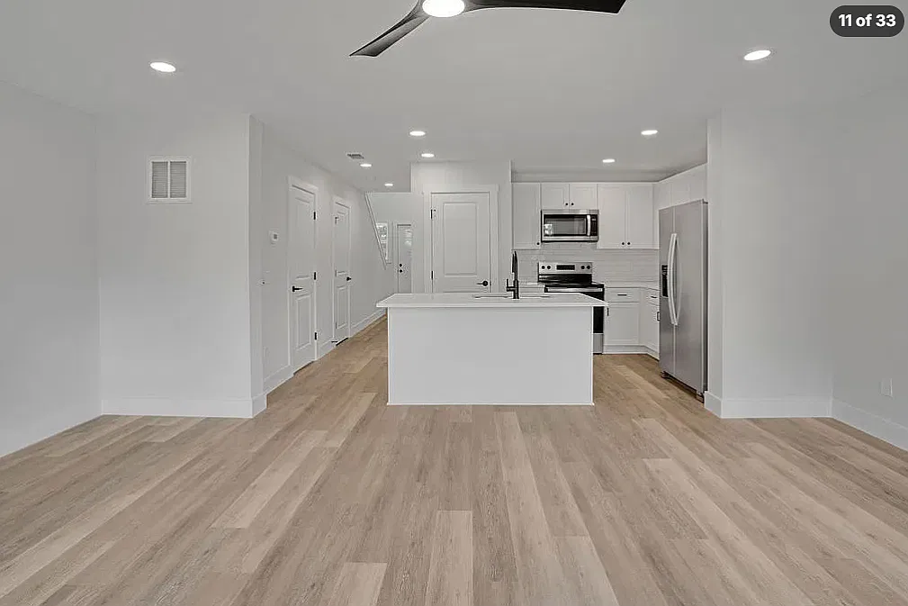 535 South Brady Avenue - 1 — Photo 4