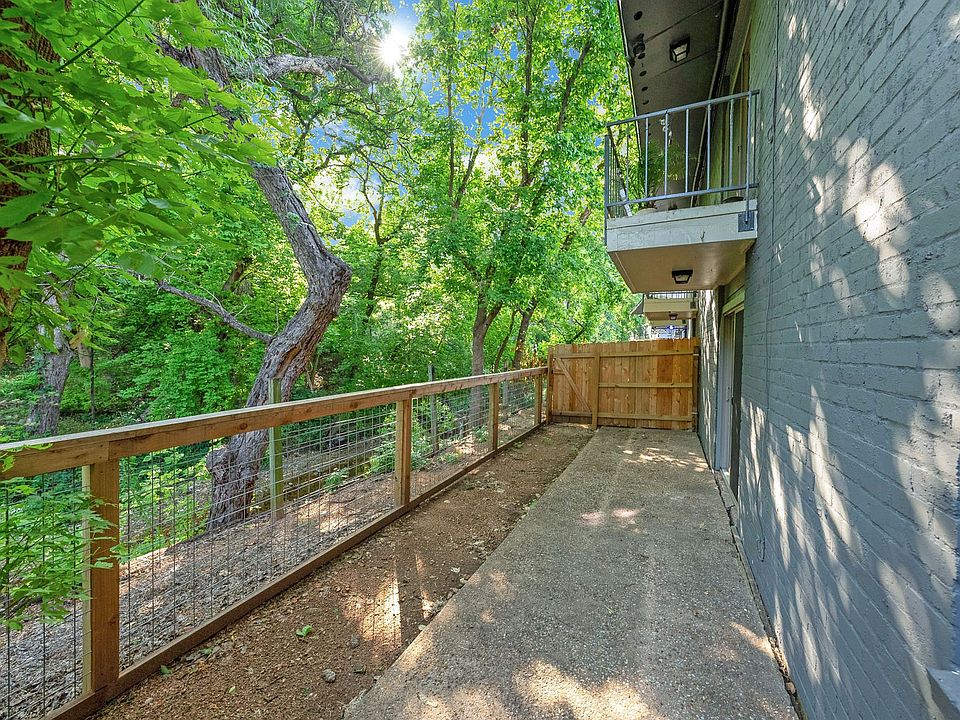 1st image of 600 S 1st St #2B-1Ba-896Sqft