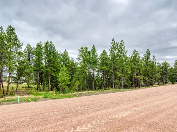 12 Freedom Dr, Moorcroft, WY 82721