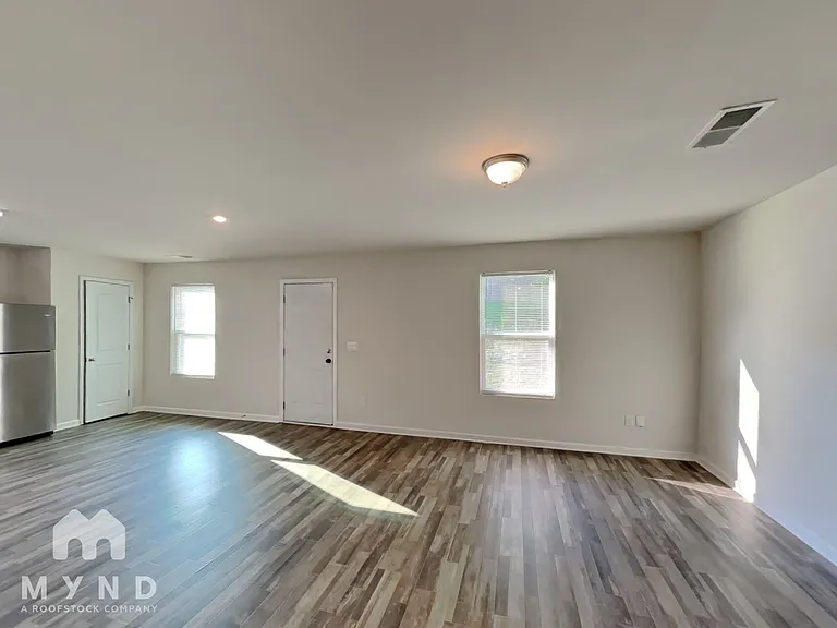 418 Jada Ln — Photo 9