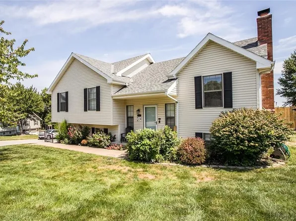 8609 NW Shannon Ave, Kansas City, MO 64153