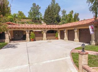 1645 Country Club Dr, Redlands, CA 92373