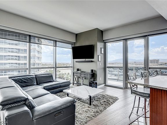 3rd image of 4471 Dean Martin Dr Unit 1001
