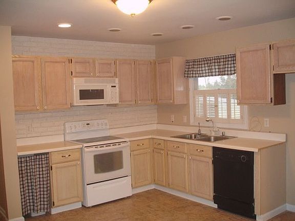 2nd image of 10713 Schaeffer Ln