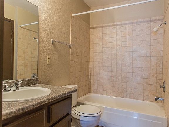5th image of 588 Sellers Pl #588