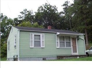 16 Longstreet Rd, Rossville, GA 30741