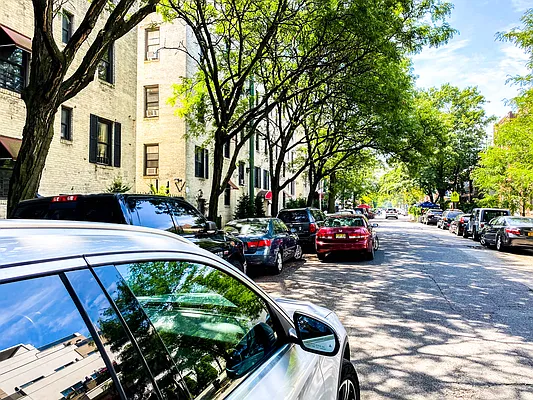 Rented by Voro New York | media 96