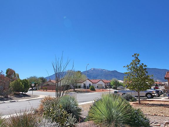 2nd image of 3725 Plaza De La Yerba