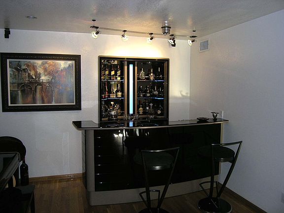 Wet Bar
