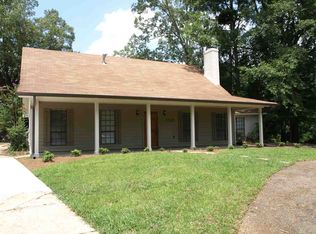 709 Parker Dr, Clinton, MS 39056