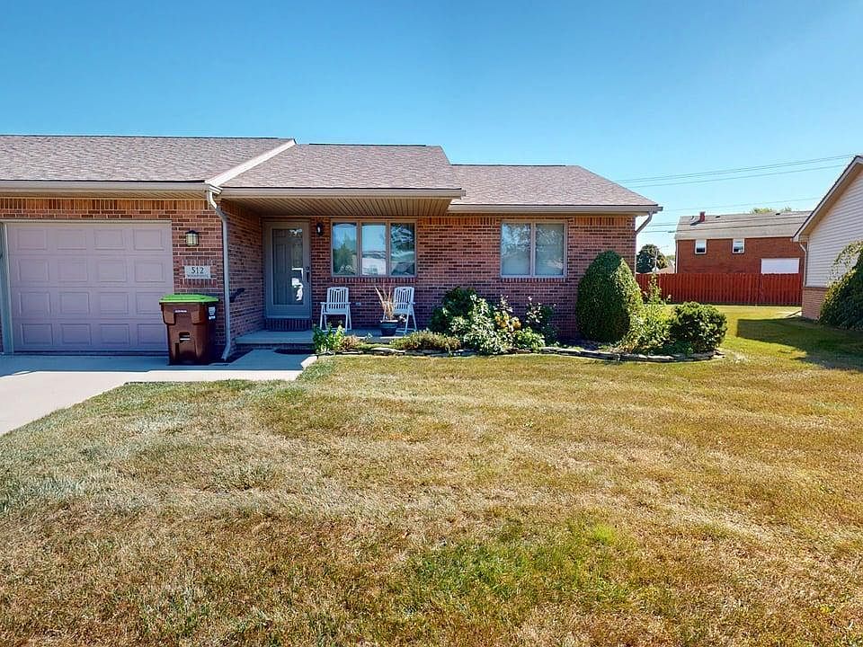 1st image of 512 Woodpointe Dr