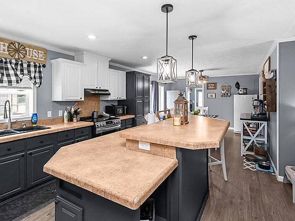 5th image of 38 Stacey Ln