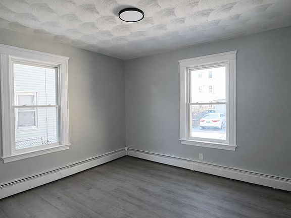 4th image of 81 School St Floor 3