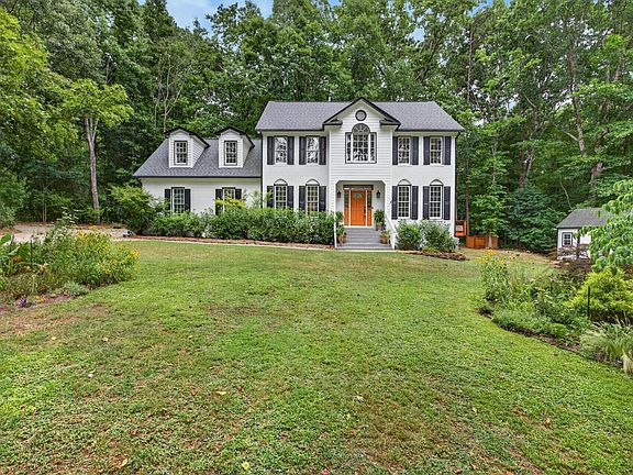 2nd image of 8424 Portmarnock Ct