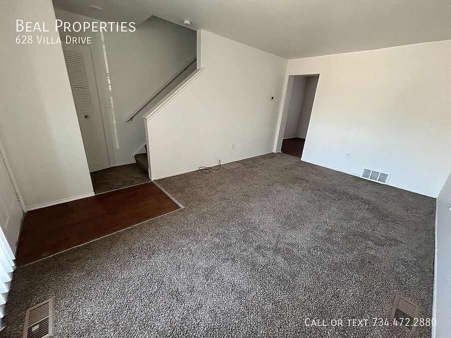 1st image of 628 Villa Dr