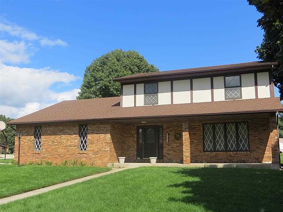 3rd image of 21937 Sandybrook Dr