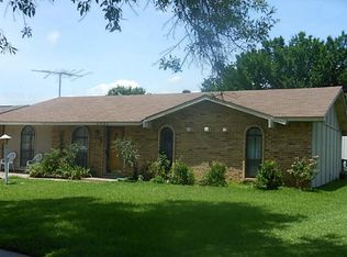 4004 Charter Dr, Garland, TX