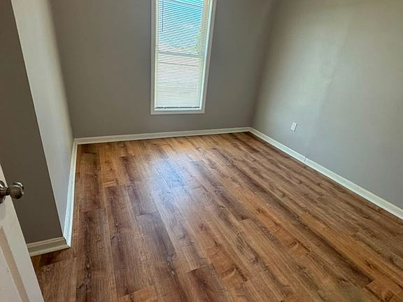 5th image of 321 Union St #3R