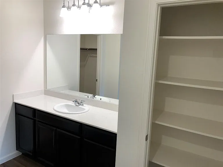 6521 Trident Ct — Photo 16