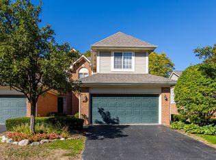 521 James Cir, Royal Oak, MI 48067