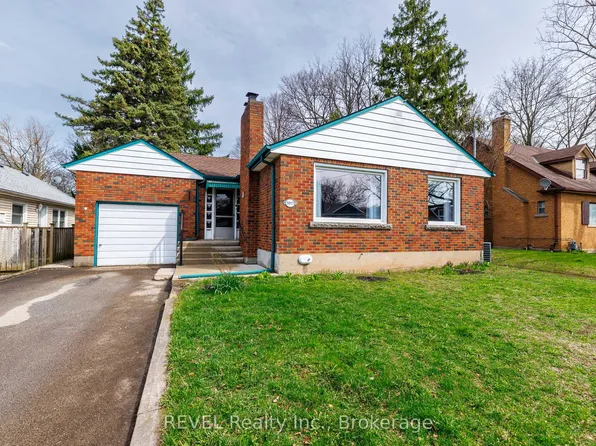 7015 Barker St, Niagara Falls, ON L2G 1Z5