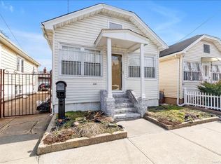 318 Beach 74 St #74, Arverne, NY 11692