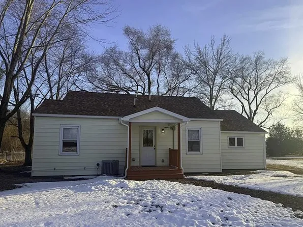 1282 N 1750th St, Brownstown, IL 62418