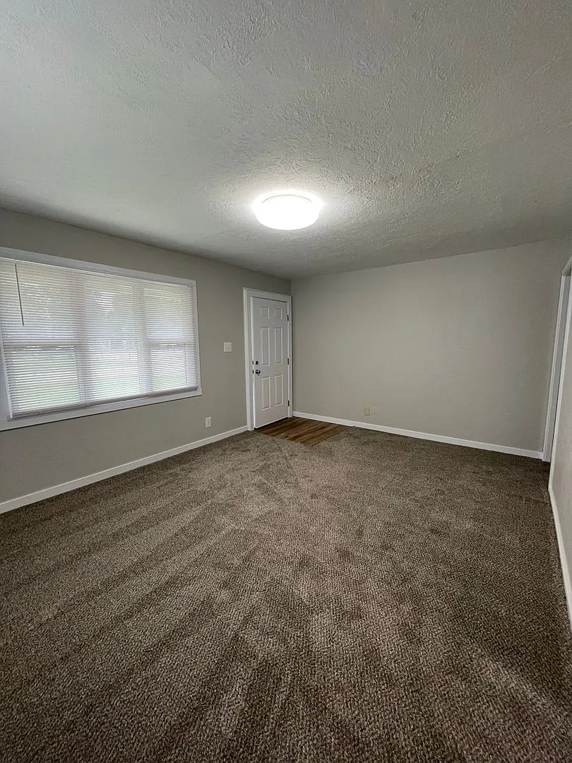 Two Bedroom Single Family Home - Available NOW — Photo 2