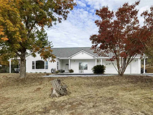 9530 Poppy Hills Dr, Sonora, CA 95370