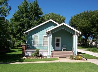 311 N Chautauqua St, Council Grove, KS 66846