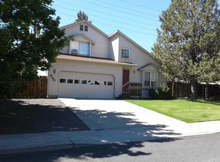 890 NE Locksley Dr, Bend, OR 97701