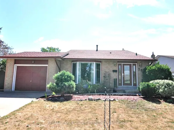 20 Ainsworth St, Hamilton, ON L8J 1T1