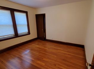 8 Parker St, Arlington, MA 02474
