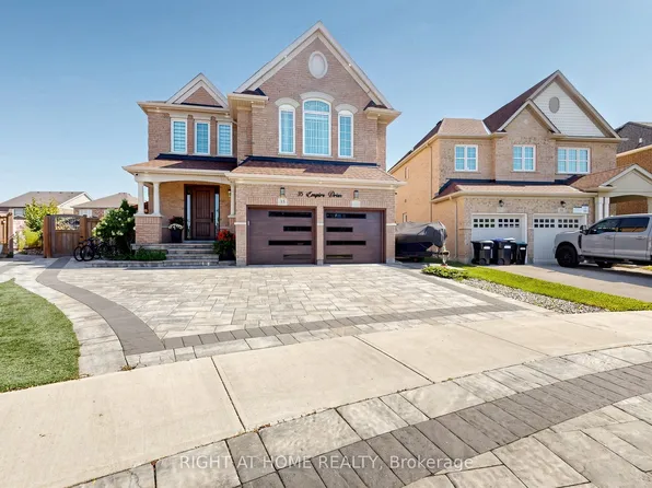 35 Empire Dr, Bradford West Gwillimbury, ON L3Z 4J1