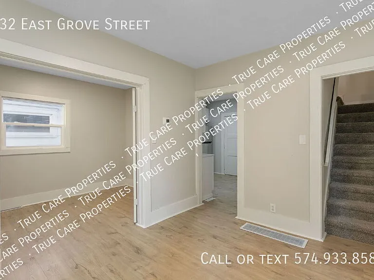 232 E Grove St — Photo 6