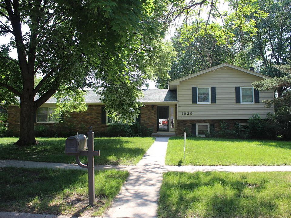 1st image of 1629 Truman Dr