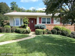 9510 Braddock Rd, Fairfax, VA 22032