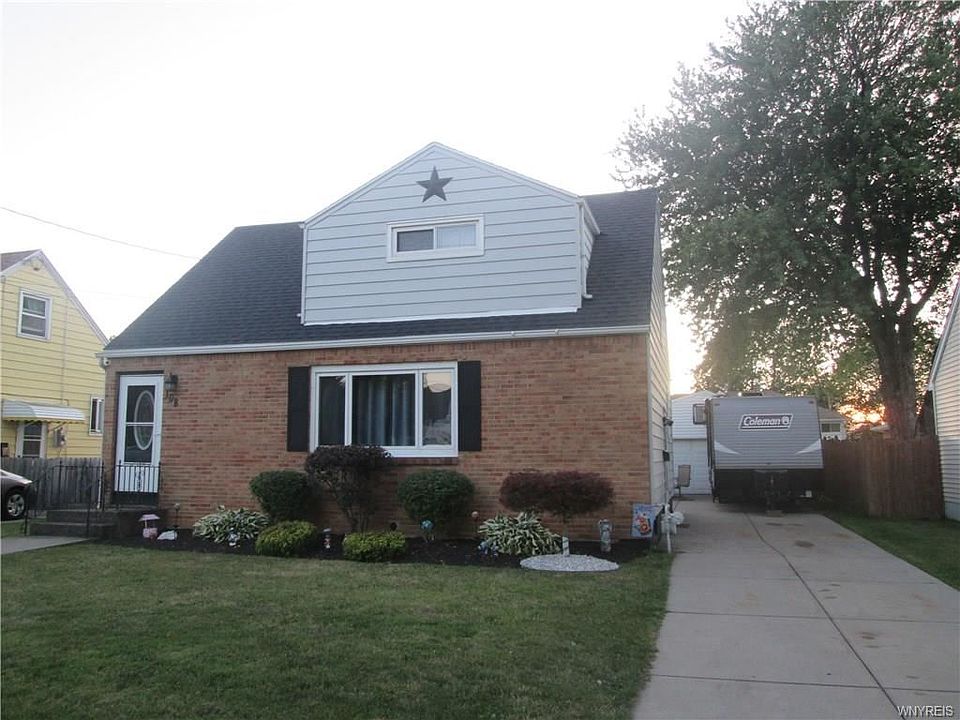 1st image of 108 Iroquois Ave