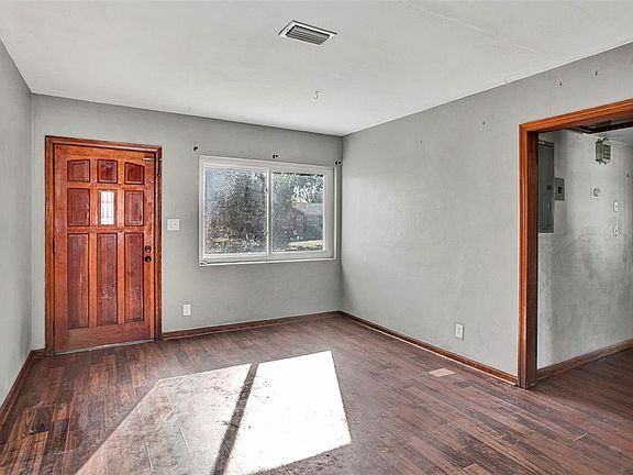 2nd image of 4122 Rendale Dr