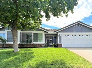 693 Sugarwood Ct, Galt, CA 95632