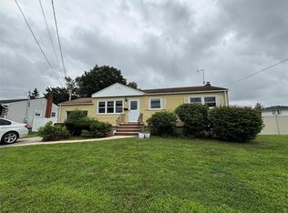 1150 America Ave, West Babylon, NY 11704