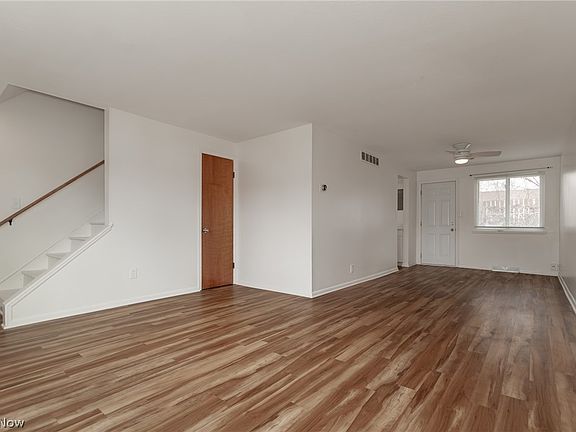 3rd image of 1543 Severn Ln #6D