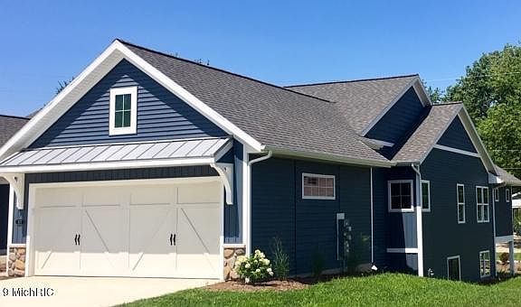 2nd image of 577 Riverbank Cir