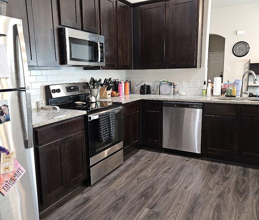 1st image of 631 Heathers Way