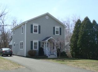 44 High St, Northampton, MA 01062