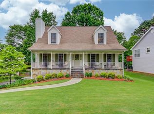 5715 Sugar Crossing Dr, Sugar Hill, GA 30518