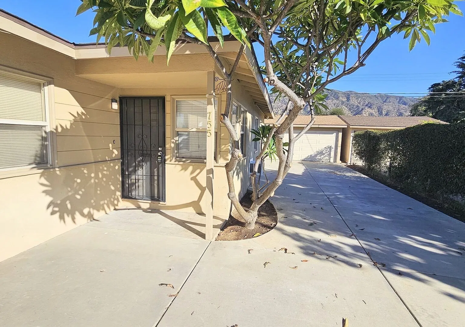 755 W Foothill Blvd Glendora 91741 (2 Bed / 1 Bath) — Photo 1